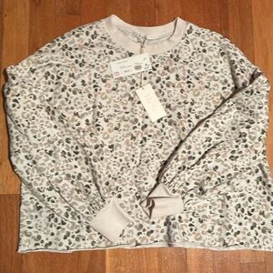 Women’s Brand New With Tags Z Supply Lu Bella Sweatshirt Size XS Super soft